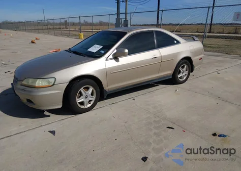 2001 Honda Accord 3.0 Lx z USA, uszkodzony, nr VIN 1HGCG22401A033839